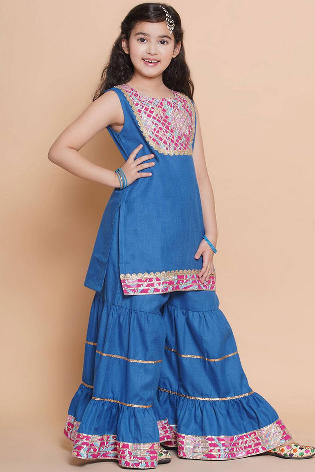 Girl's Blue Solid Cotton Kurta Set