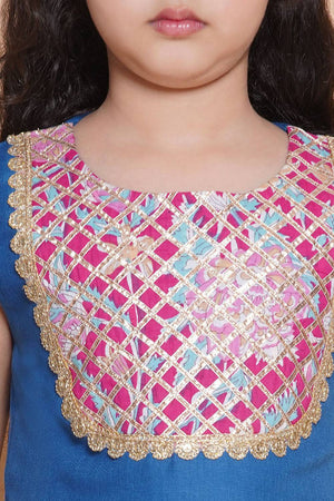 Girl's Blue Solid Cotton Kurta Set