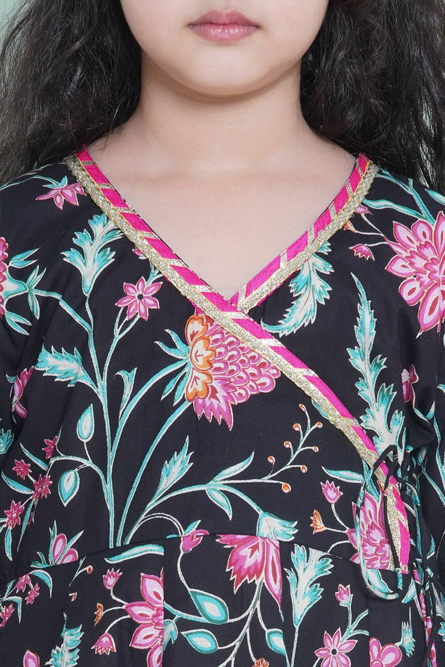 Girl's Black Floral Printed Cotton Kurta Set (N2ZTKS206)