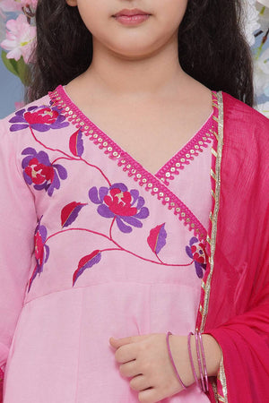 Girl's Pink Embroidered Cotton Kurta Set