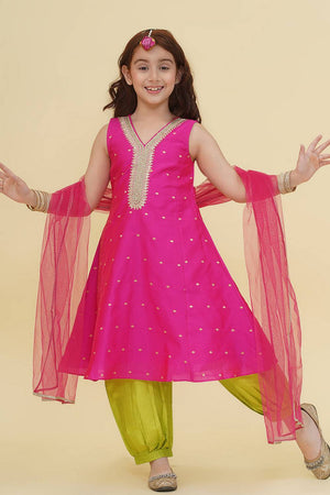 Girl's Pink Woven Silk Kurta Set