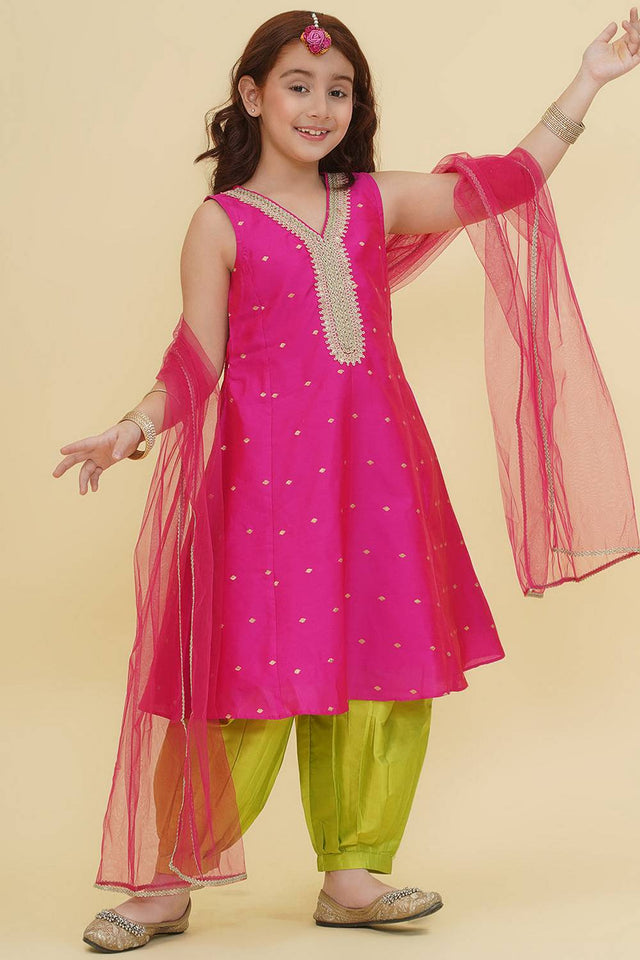 Girl's Pink Woven Silk Kurta Set