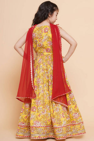 Girl's Yellow Floral Printed Cotton Lehenga