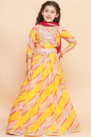 Girl's Pink Leheriya Printed Silk Lehenga