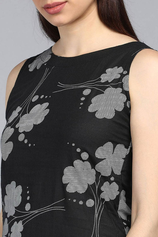 Black Cotton Floral Flared Fit Kurti