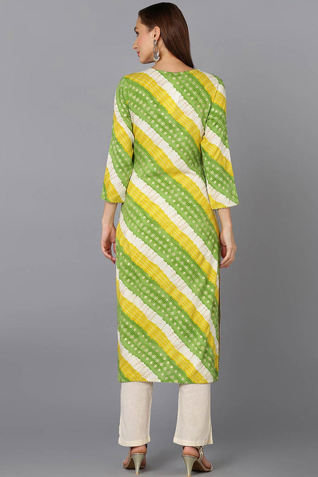 Green Cotton Embroidered Round Neck Kurti