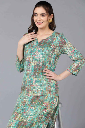 Blue Cotton Blend Embroidered Round Neck Kurti