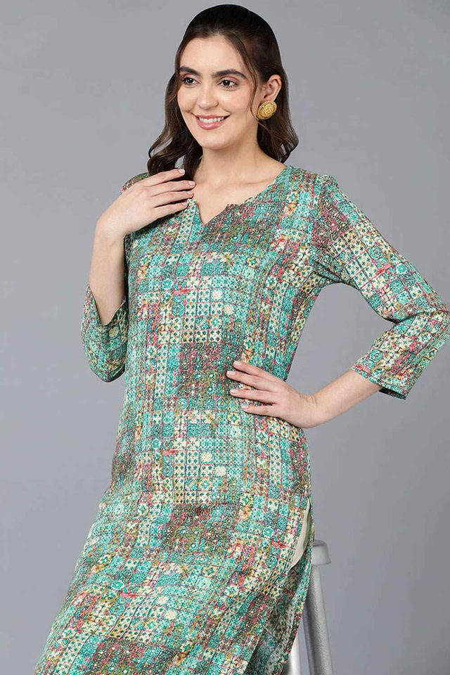 Blue Cotton Blend Embroidered Round Neck Kurti
