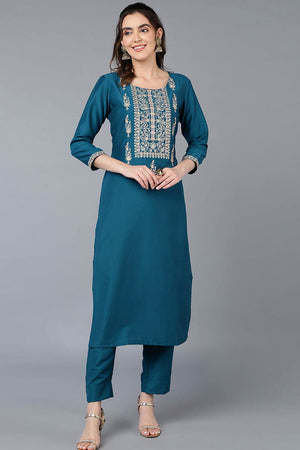 Green Silk Blend Embroidered Round Neck Kurti