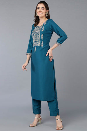 Green Silk Blend Embroidered Round Neck Kurti
