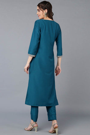 Green Silk Blend Embroidered Round Neck Kurti