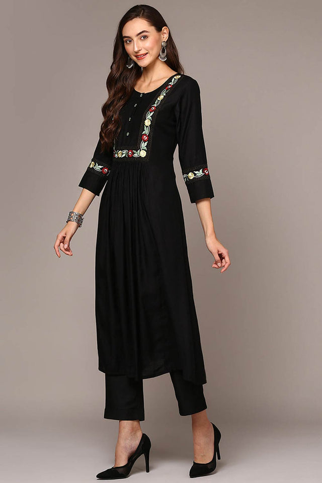 Black Rayon Bandhani Round Neck Kurti