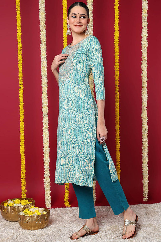 Blue Rayon Floral Print Round Neck Kurti