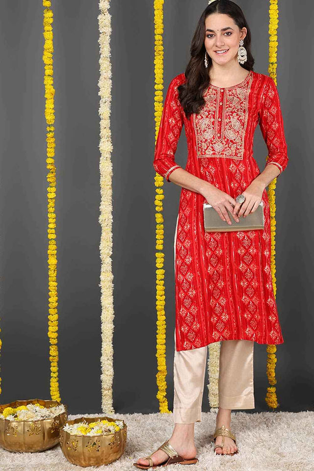 Red Rayon Floral Print Round Neck Kurti