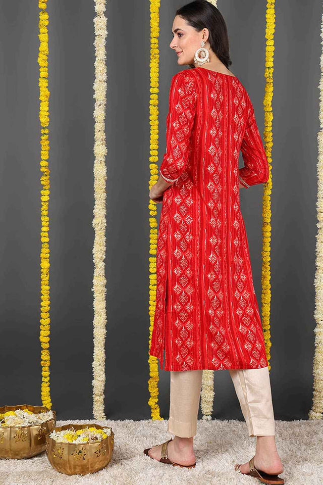 Red Rayon Floral Print Round Neck Kurti