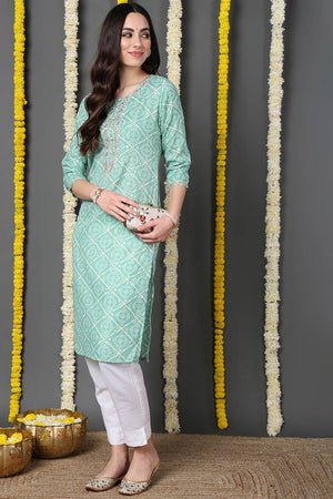 Green Cotton Blend Bandhani Round Neck Kurti