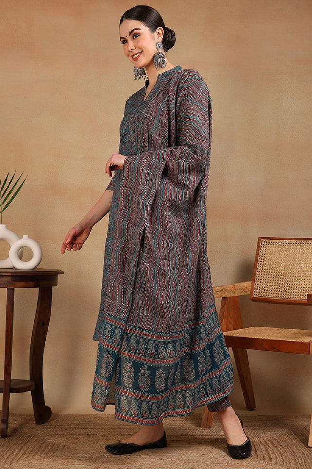 Teal Rayon Blend Ethnic Motifs Printed Straight Cut Suit Set