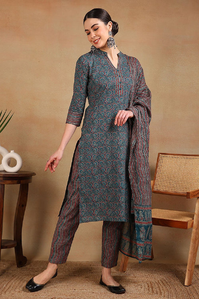 Teal Rayon Blend Ethnic Motifs Printed Straight Cut Suit Set