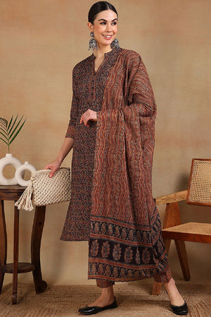 Navy Blue Rayon Blend Ethnic Motifs Printed Straight Cut Suit Set