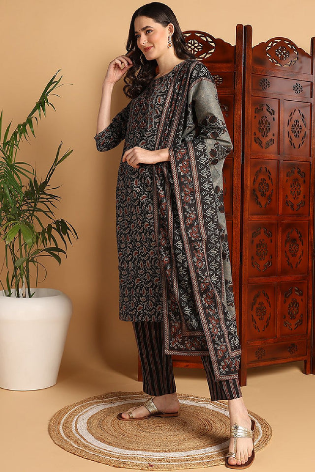 Black Pure Cotton Floral Printed Kurti Pant Set