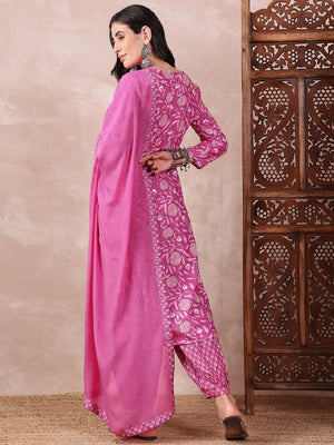 Pink Rayon Blend Floral Printed Straight Kurti Pant With Dupatta