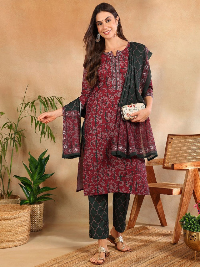 Magenta Rayon Blend Ethnic Motifs Printed Straight Kurti Pant With Dupatta