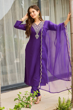 Violet Floral Embroidered Rayon Kurti Pant Set