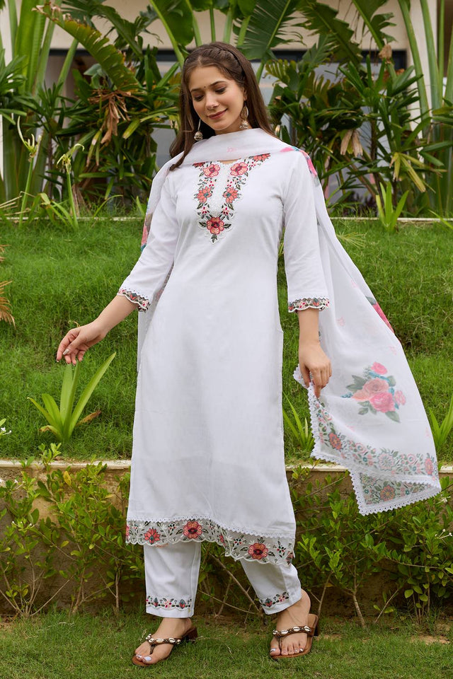 White Floral Embroidered Viscose Kurti Pant Set