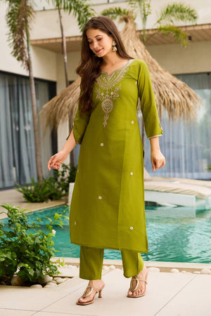 Green Floral Embroidered Viscose Kurti Pant Set