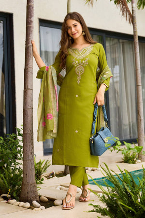 Green Floral Embroidered Viscose Kurti Pant Set
