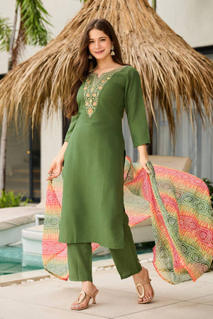 Mehendi Floral Embroidered Rayon Kurti Pant Set