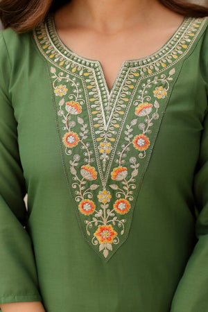 Mehendi Floral Embroidered Rayon Kurti Pant Set