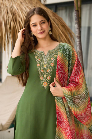 Mehendi Floral Embroidered Rayon Kurti Pant Set