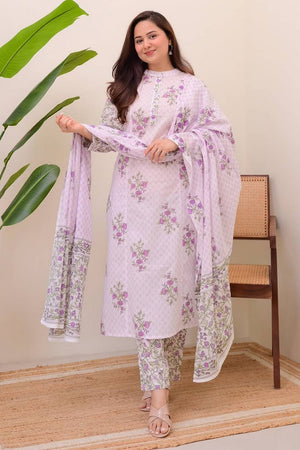 White Floral Printed Cotton Kurti Pant Set (NYS-151277-White)
