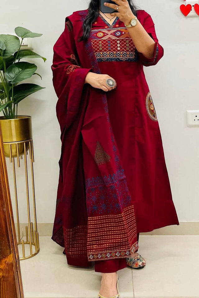 Maroon Embroidered Cotton Kurti Pant Set (NYS-151336-Maroon)