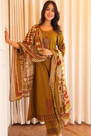 Yellow Embroidered Cotton Kurti Pant Set (NYS-M1228D-Yellow)