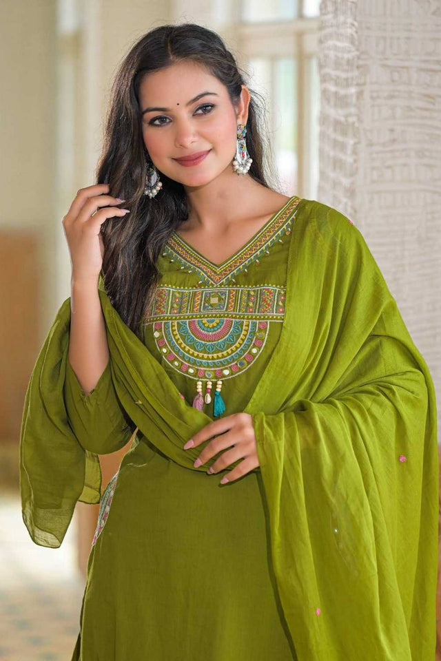 Green Embroidered Cotton Kurti Pant Set (NYS-R151348K-Green)