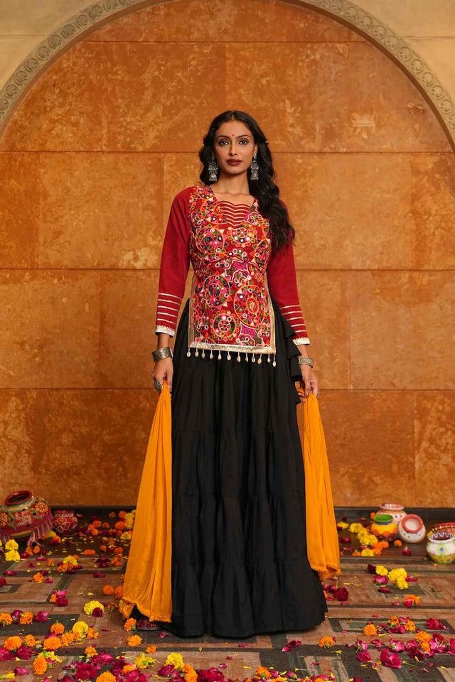 Black Solid Crepe Lehenga