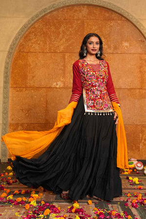 Black Solid Crepe Lehenga