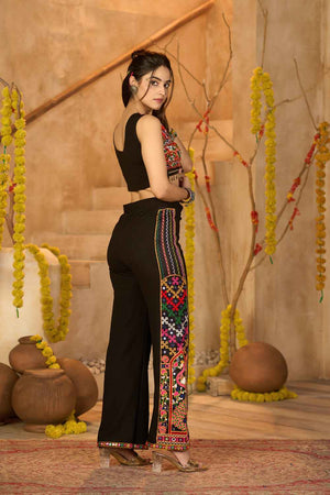 Black Embroidered Ribbed Kurti Set