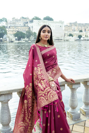 Women's Maroon Premium Soft Silk Zari Woven Saree