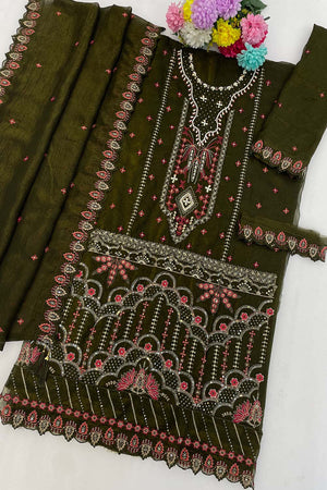 Green Floral Embroidered Silk Straight Cut Suits (RF30210)