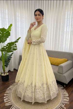Off White Floral Embroidered Art Silk Anarkali Suit (RT-5993)