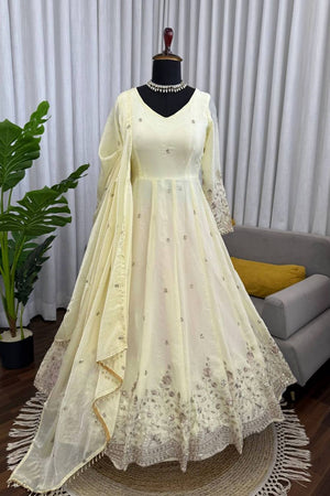 Off White Floral Embroidered Art Silk Anarkali Suit (RT-5993)