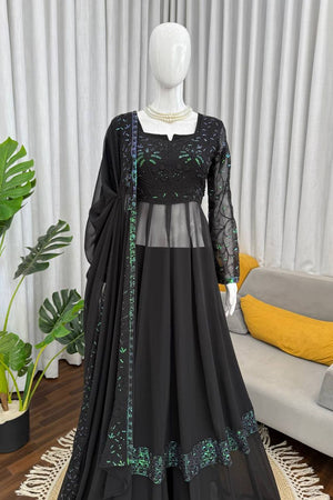 Black Sequin with Embroidered Georgette Palazzo Suit (RT-6012)