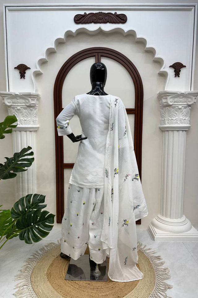 Off White Floral Embroidered Chanderi Straight Cut Suit (RT-6019)
