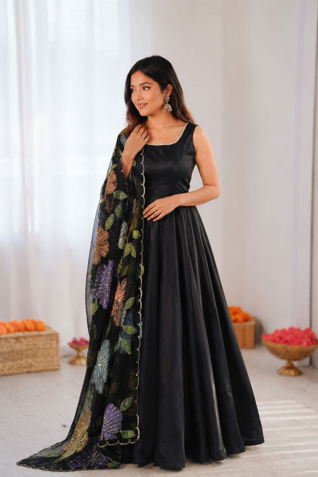 Black Solid Crepe Anarkali Suit (RT-6035)