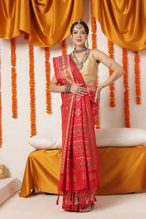 Red Ikkat Woven Silk Saree (SZ-WVPATOLA-3268)