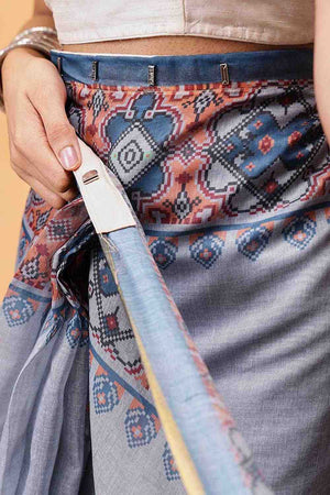 Grey Floral Printed Cotton Blend Ready to Wear Saree