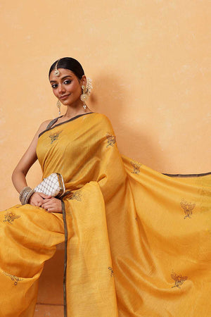 Yellow Animal Printed Cotton Blend Ready to Wear Saree